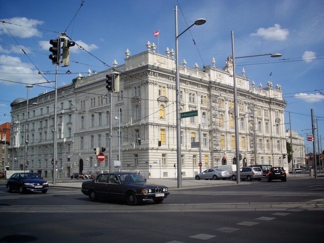A Vienna Bldgs2